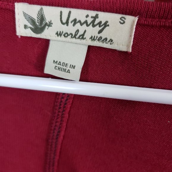 Unity World Wear Womens Top Sz Small‎ Red Long Sleeve - Picture 5 of 5